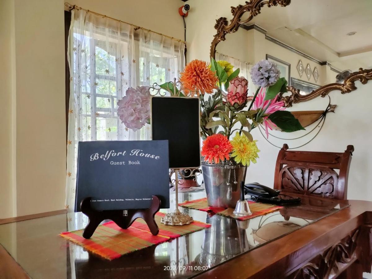 Belfort House B&B Valencia  Buitenkant foto
